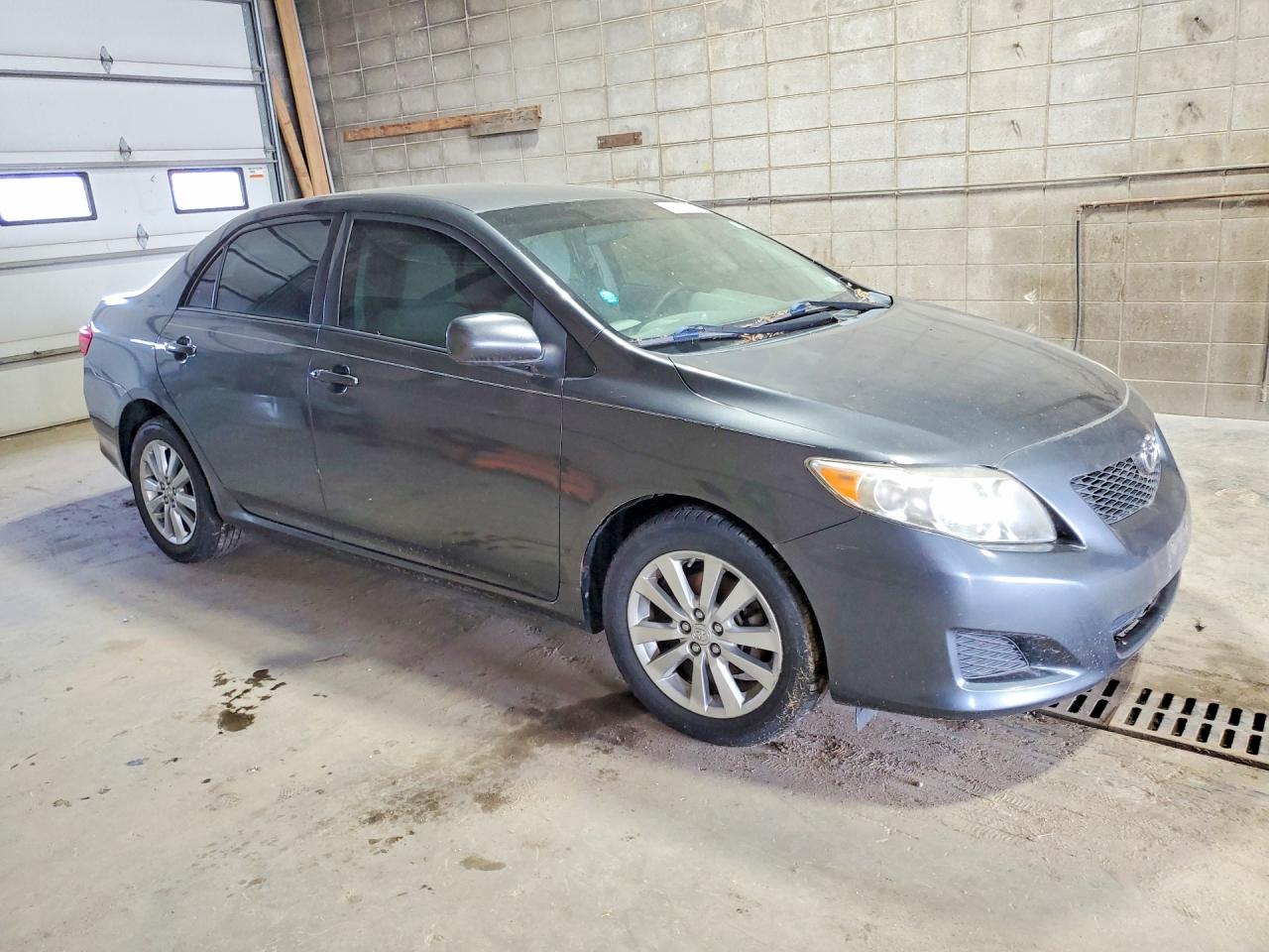 2009 Toyota Corolla Le Gray vin: 2T1BU40E29C018972