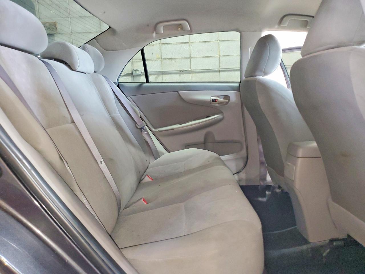 2009 Toyota Corolla Le Gray vin: 2T1BU40E29C018972