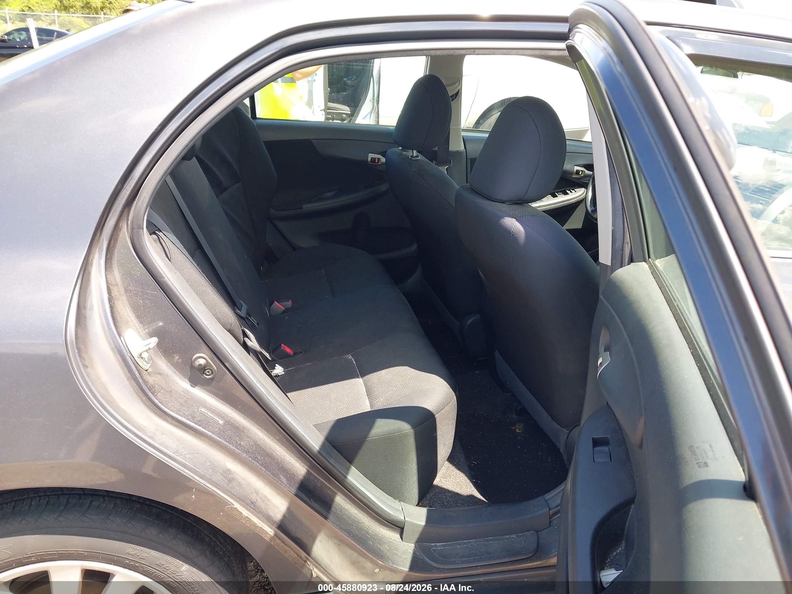 2009 Toyota Corolla S Gray vin: 2T1BU40E29C032404