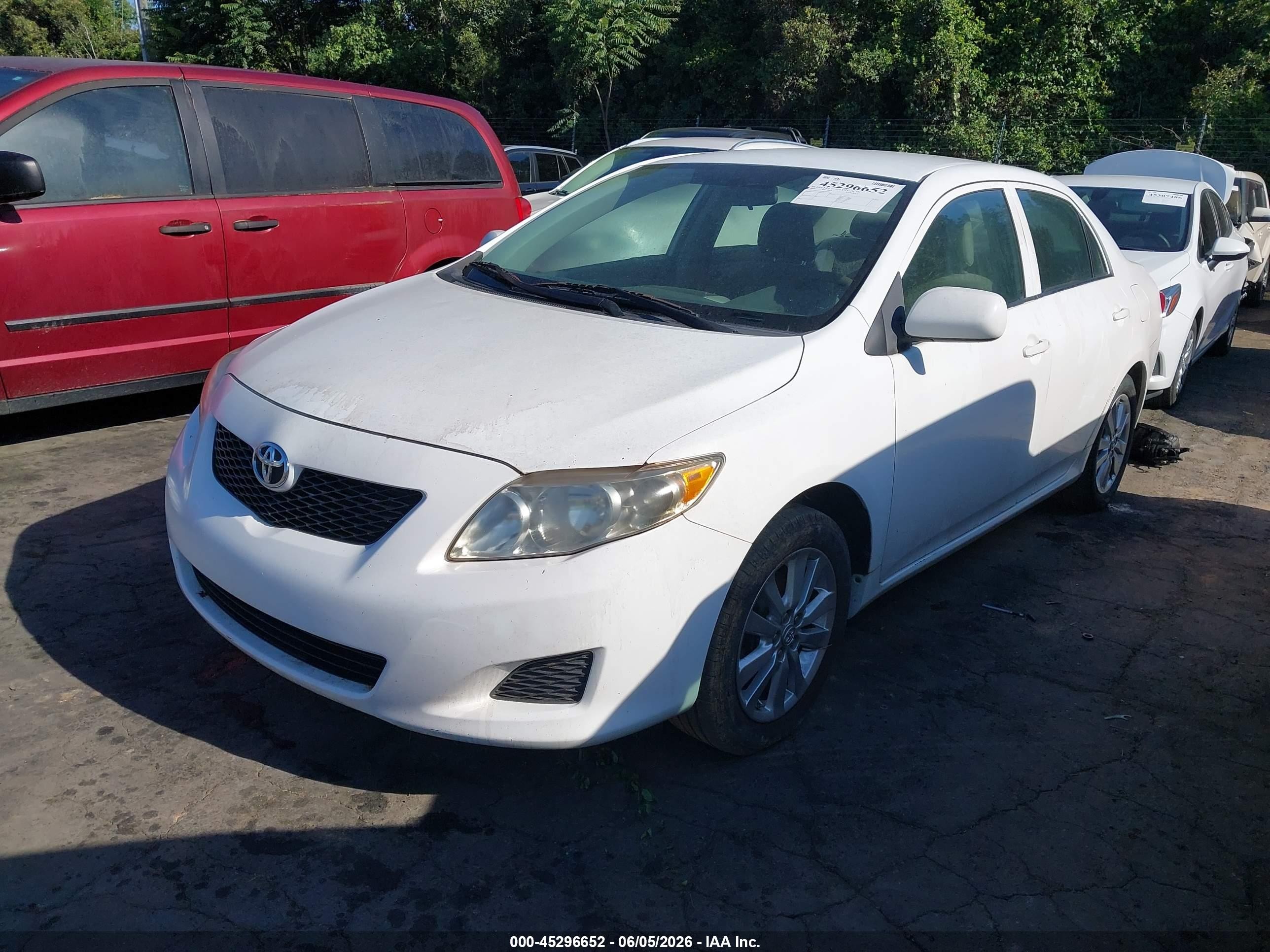 2009 Toyota Corolla Le White vin: 2T1BU40E29C046254