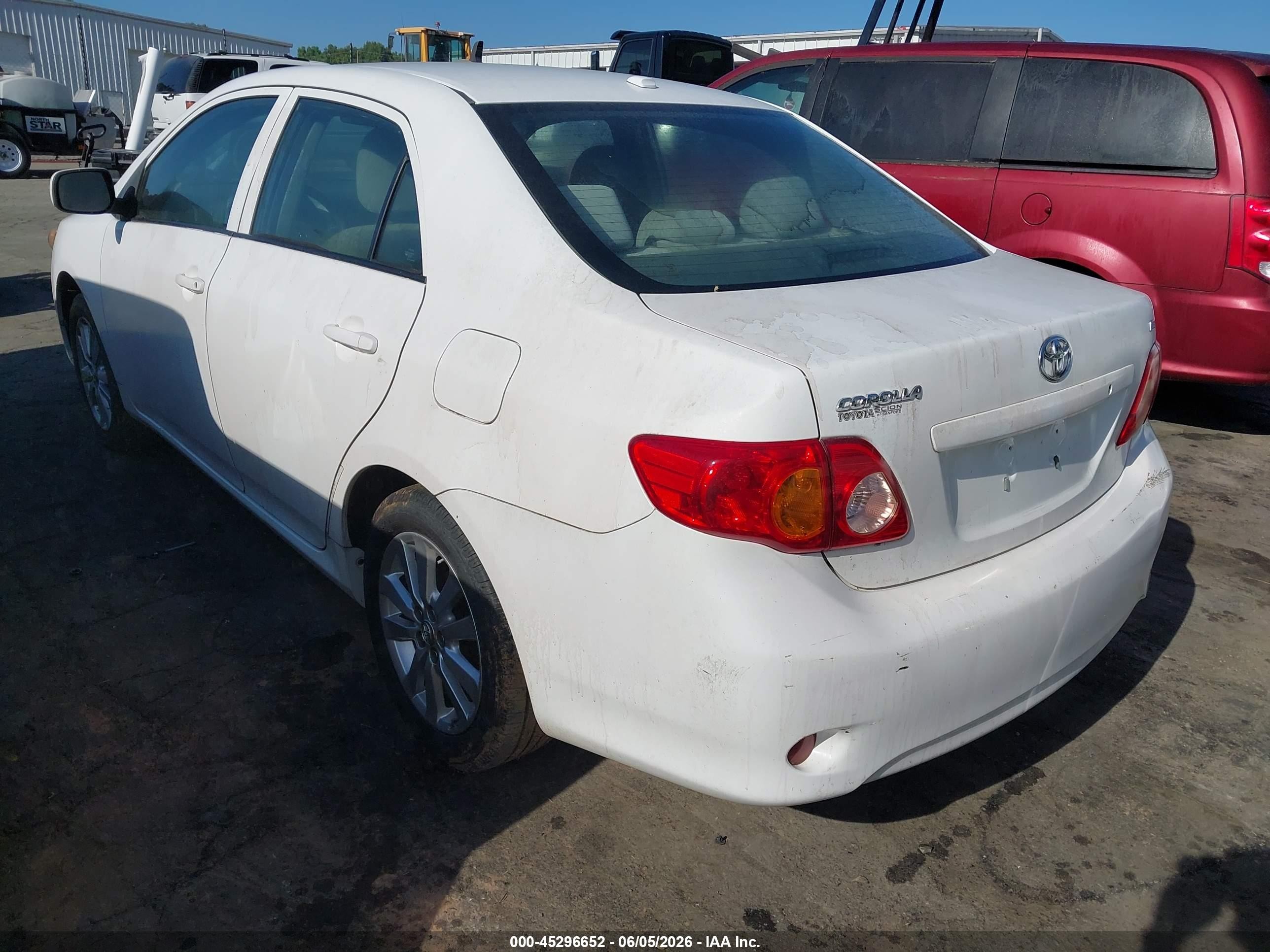 2009 Toyota Corolla Le White vin: 2T1BU40E29C046254