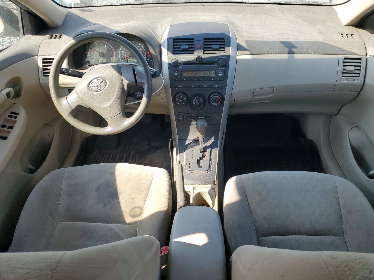 2009 Toyota Corolla Base Beige vin: 2T1BU40E29C070831