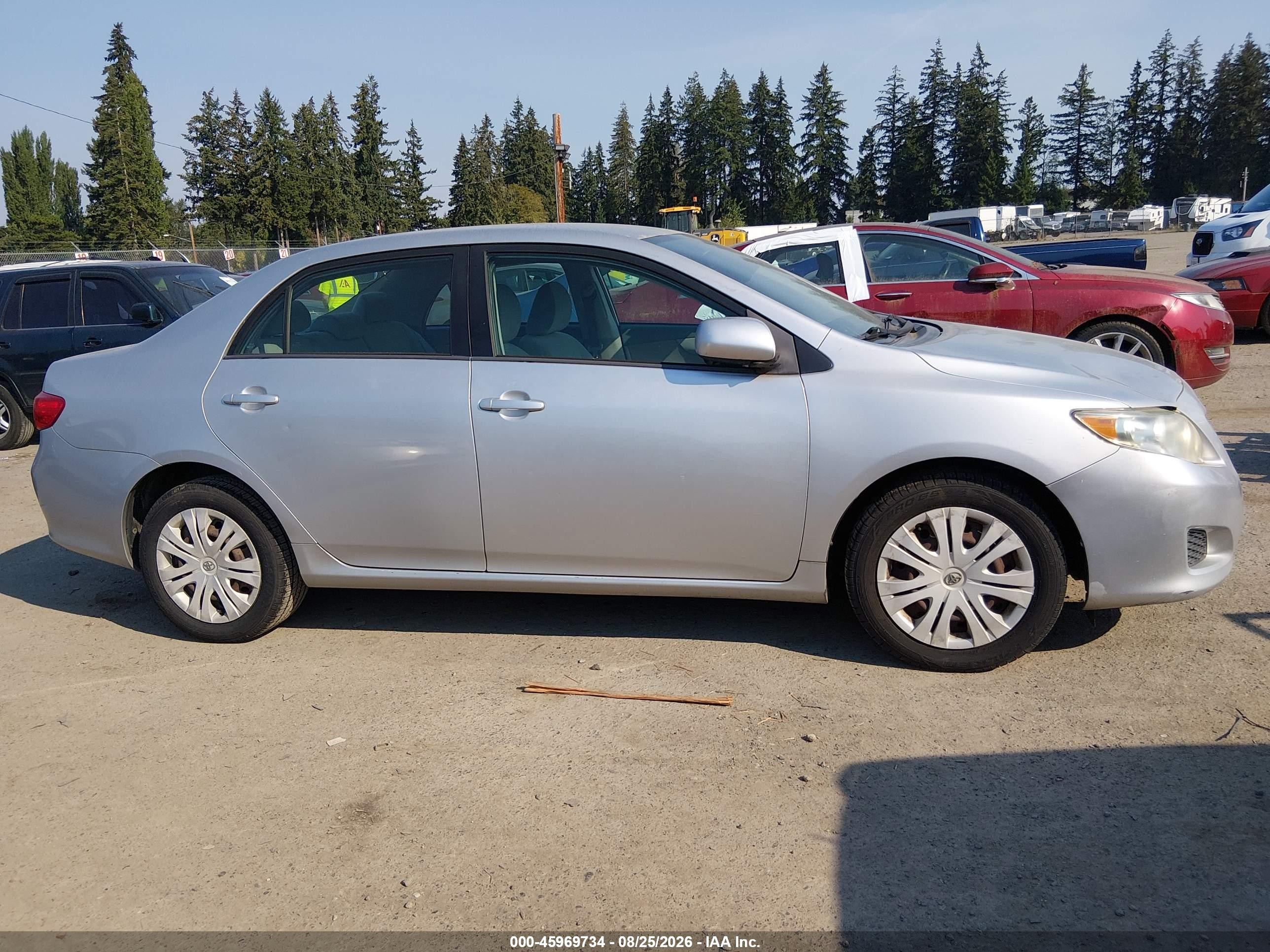 2009 Toyota Corolla Xle Серебряный vin: 2T1BU40E29C109224