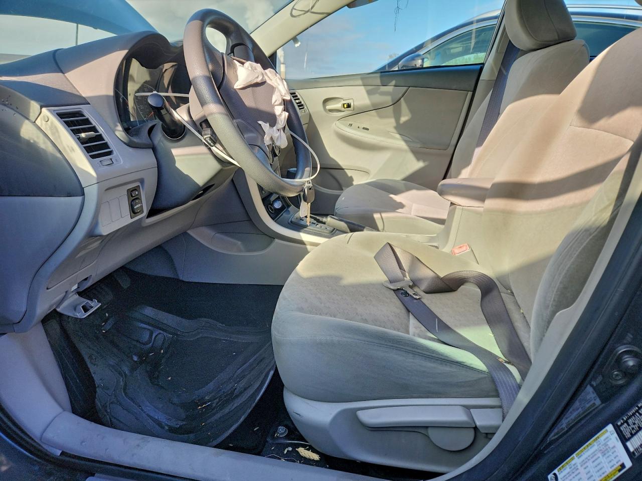 2009 Toyota Corolla Base Gray vin: 2T1BU40E29C112043