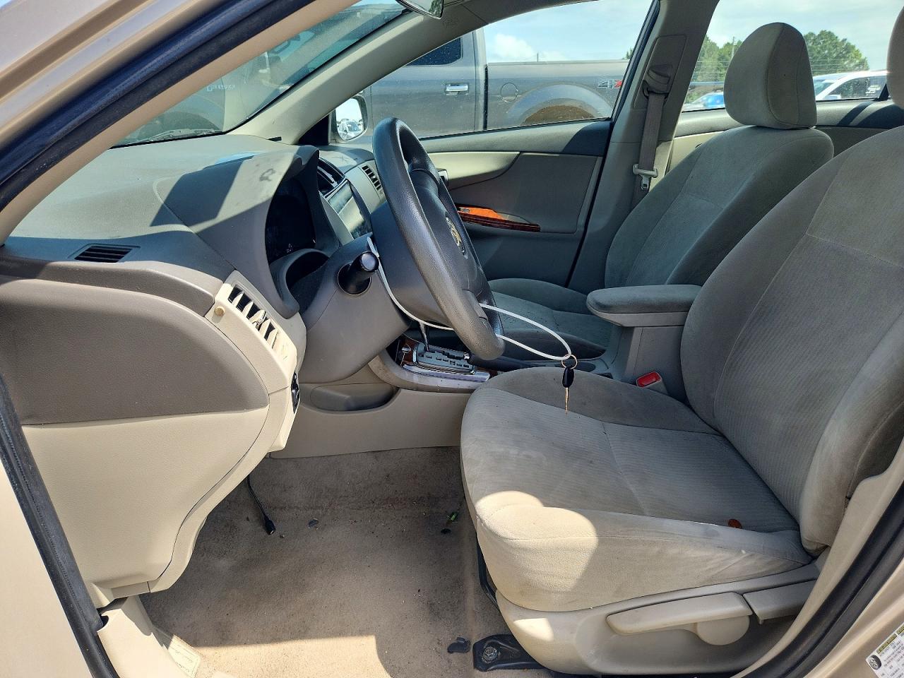 2009 Toyota Corolla Xle Золотой vin: 2T1BU40E29C166149