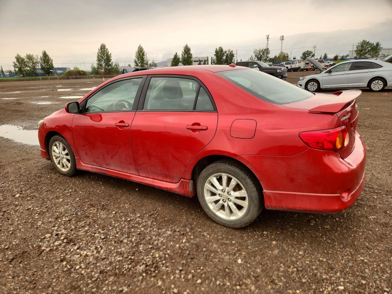 2009 Toyota Corolla Base Red vin: 2T1BU40E39C047526