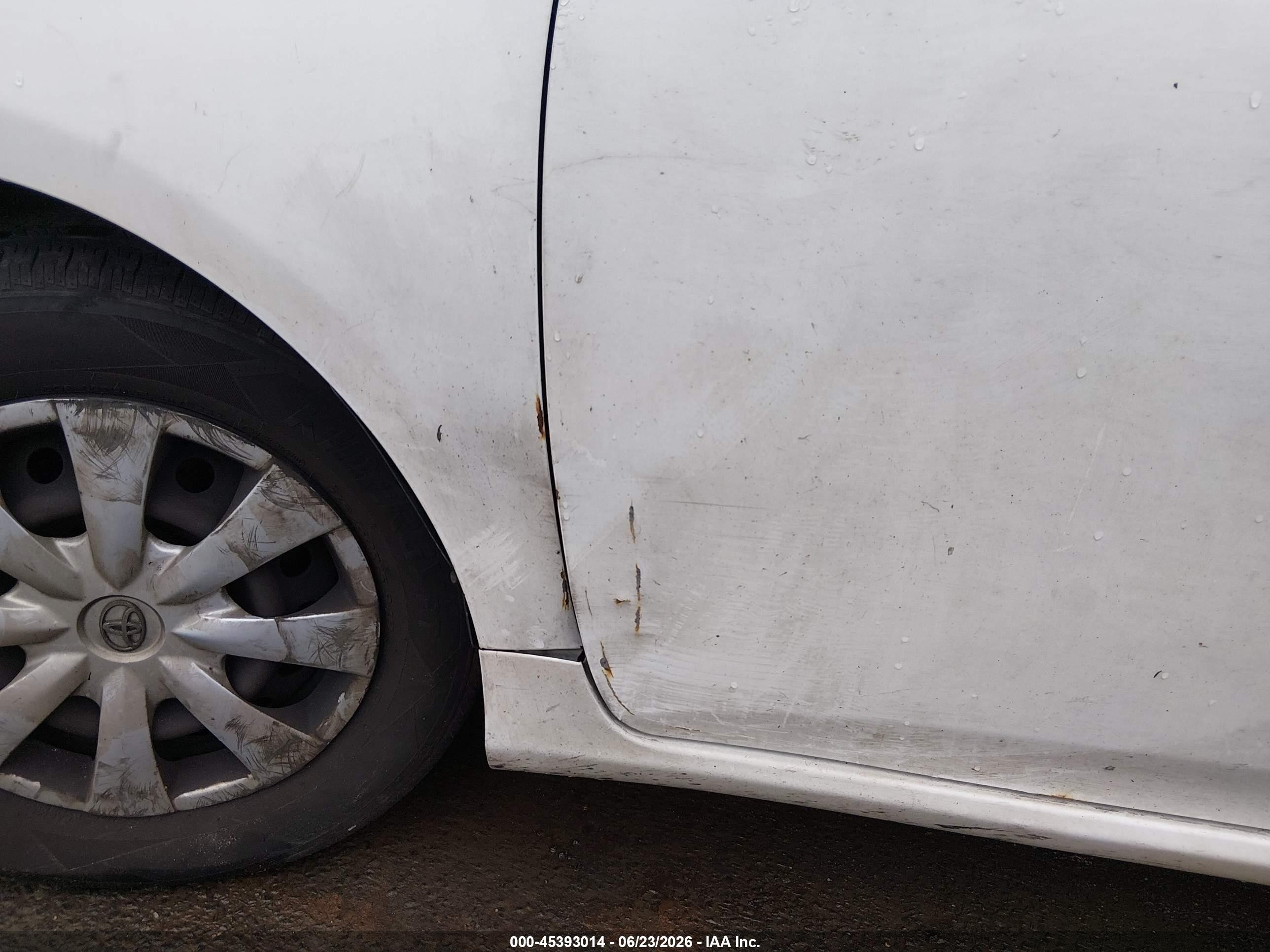 2009 Toyota Corolla Le White vin: 2T1BU40E39C090764
