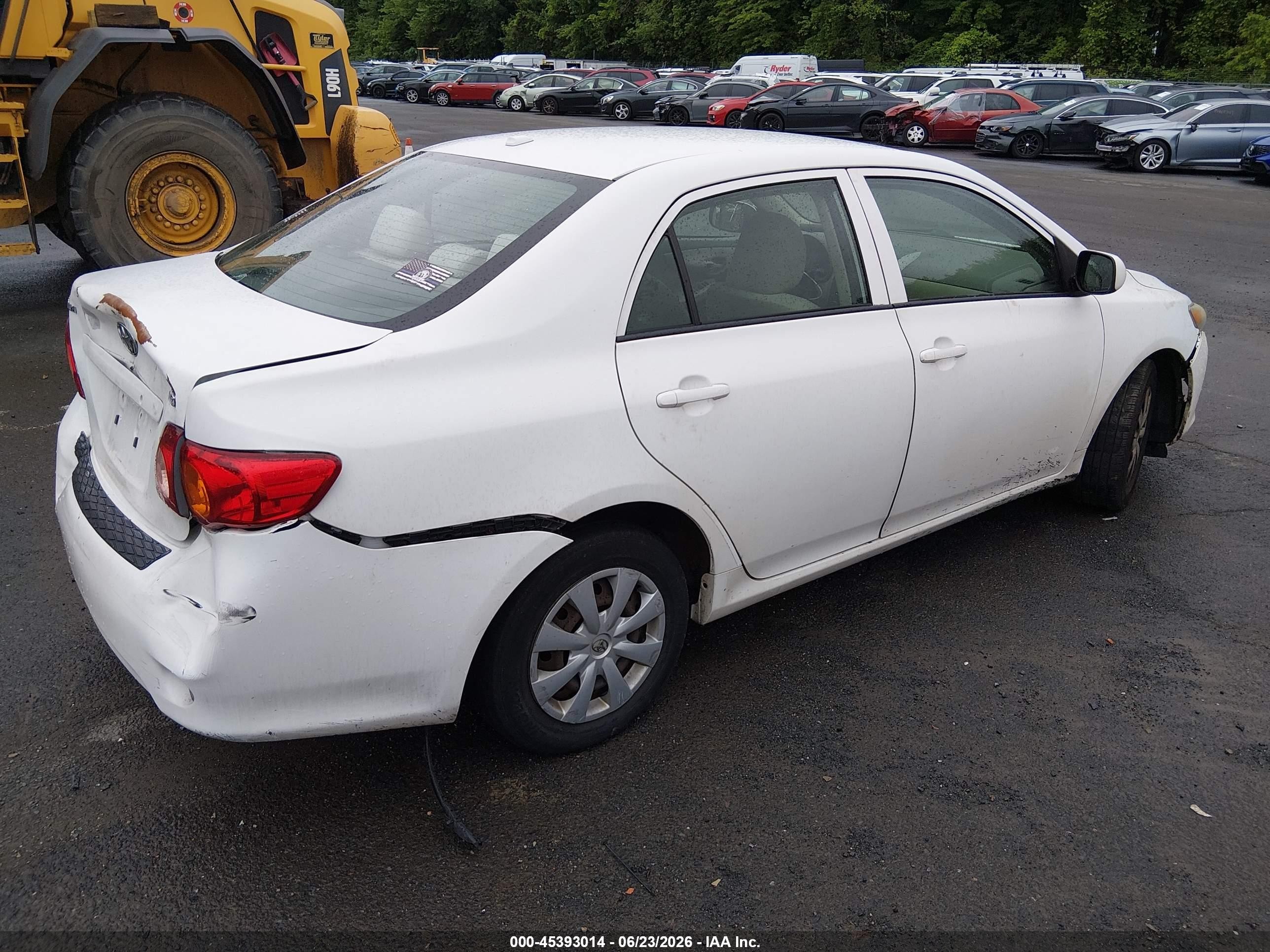 2009 Toyota Corolla Le White vin: 2T1BU40E39C090764
