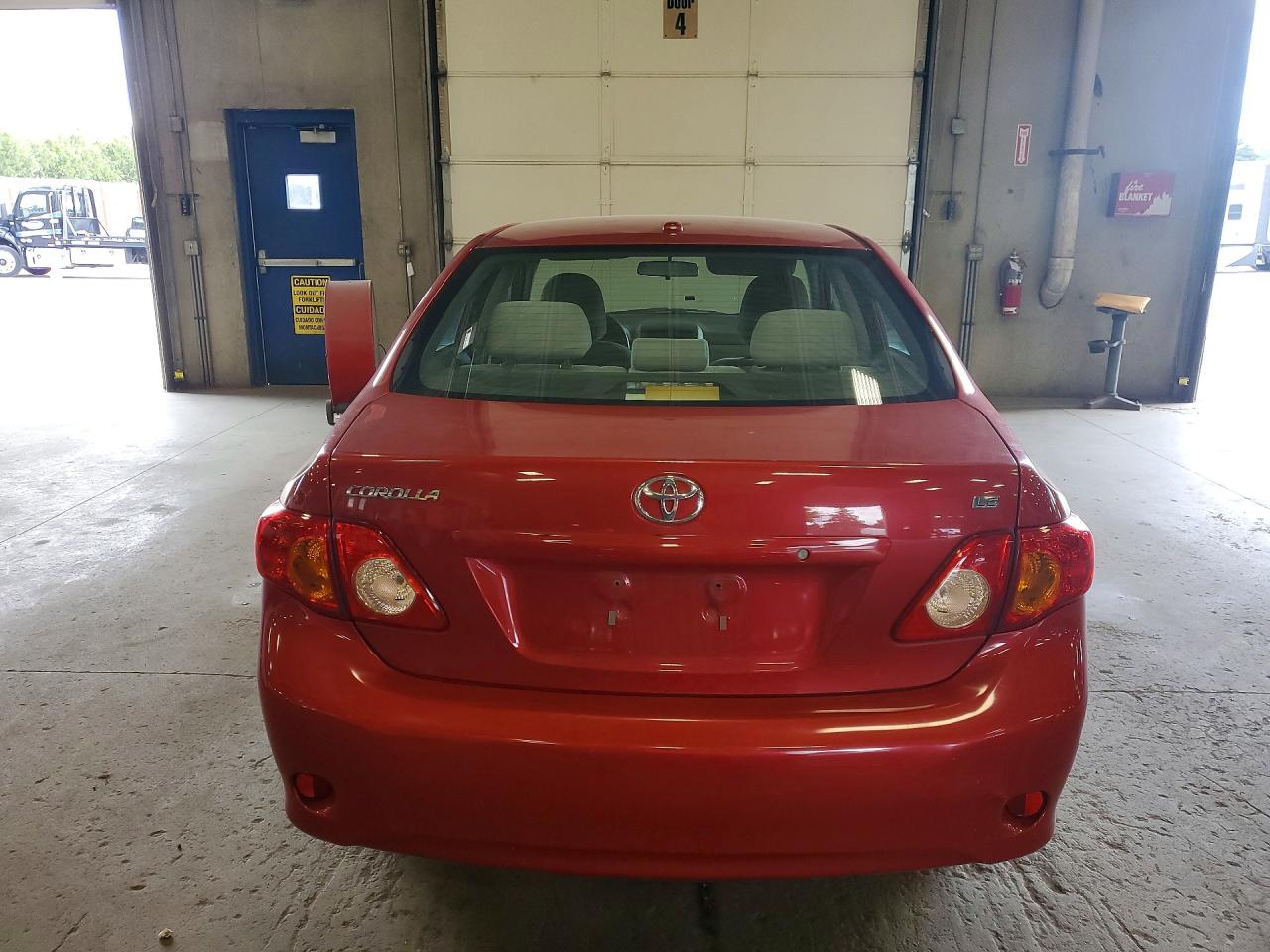 2009 Toyota Corolla Le Red vin: 2T1BU40E39C111208