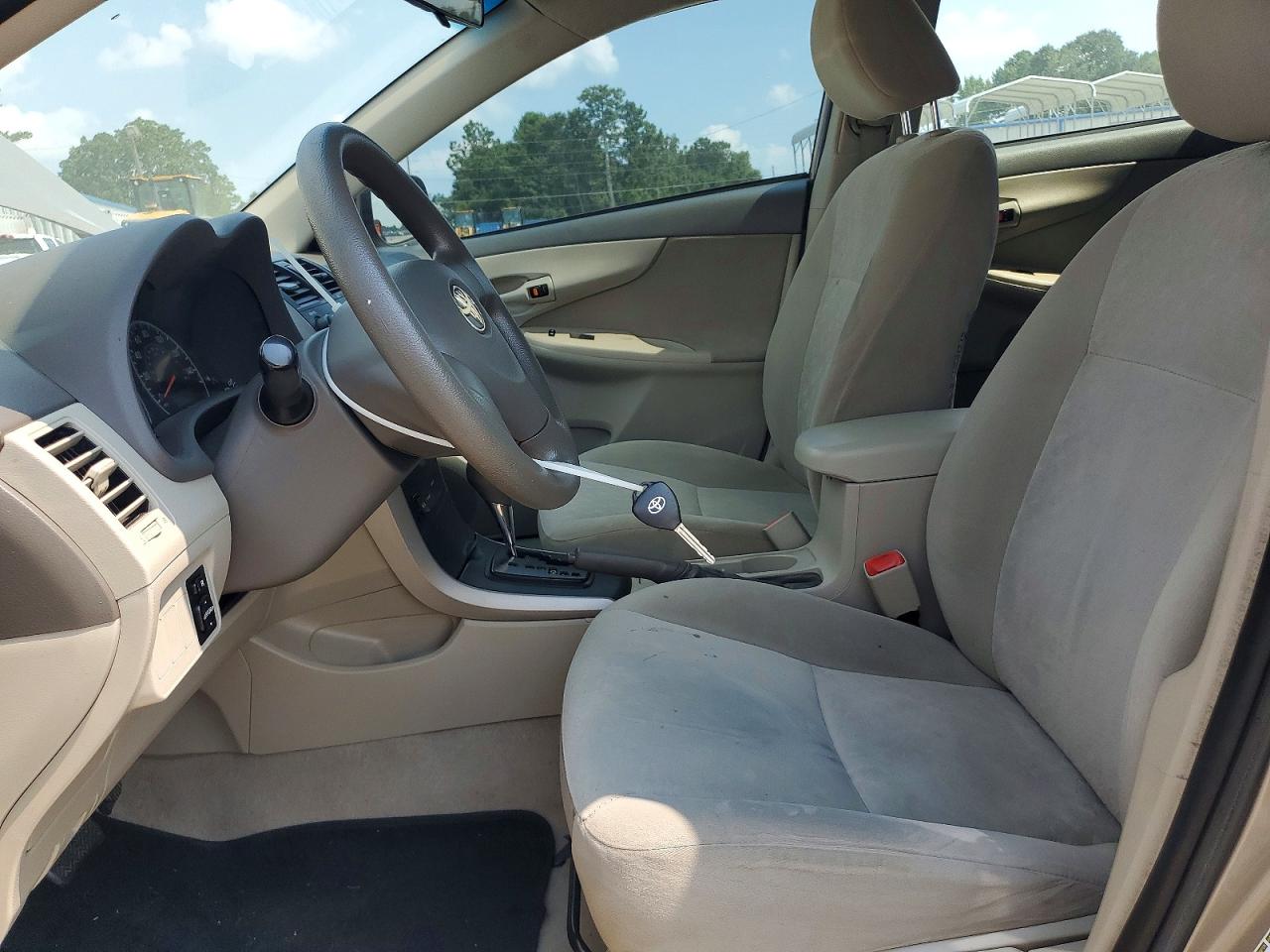 2009 Toyota Corolla Le Gold vin: 2T1BU40E39C126727