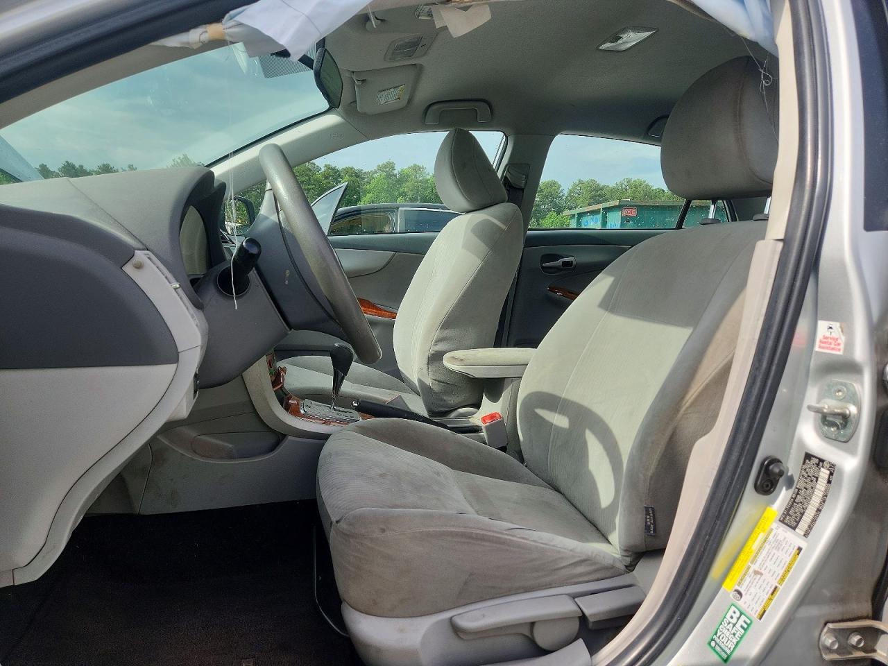 2009 Toyota Corolla Xle Silver vin: 2T1BU40E39C130003