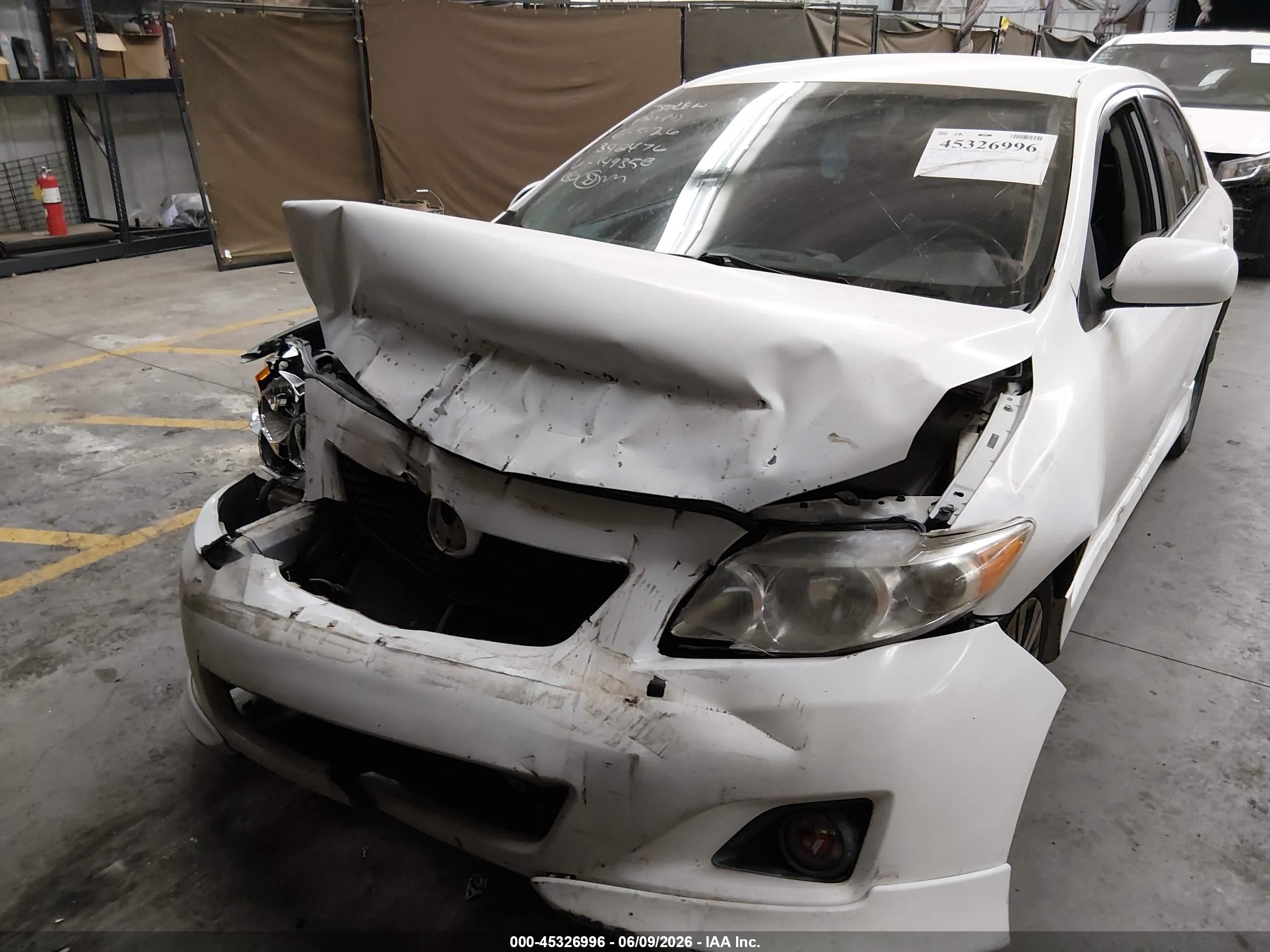 2009 Toyota Corolla S White vin: 2T1BU40E39C149358