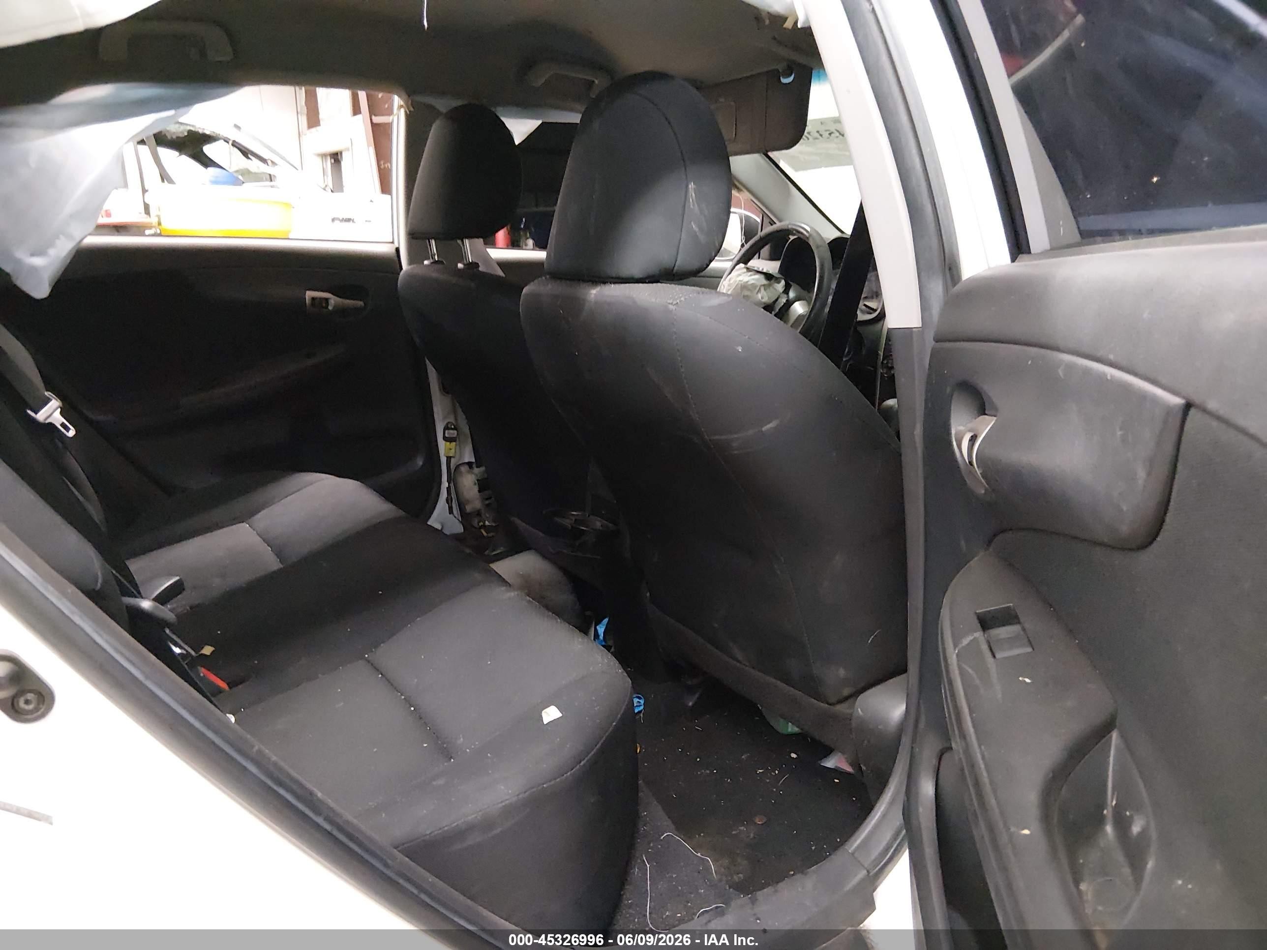 2009 Toyota Corolla S White vin: 2T1BU40E39C149358