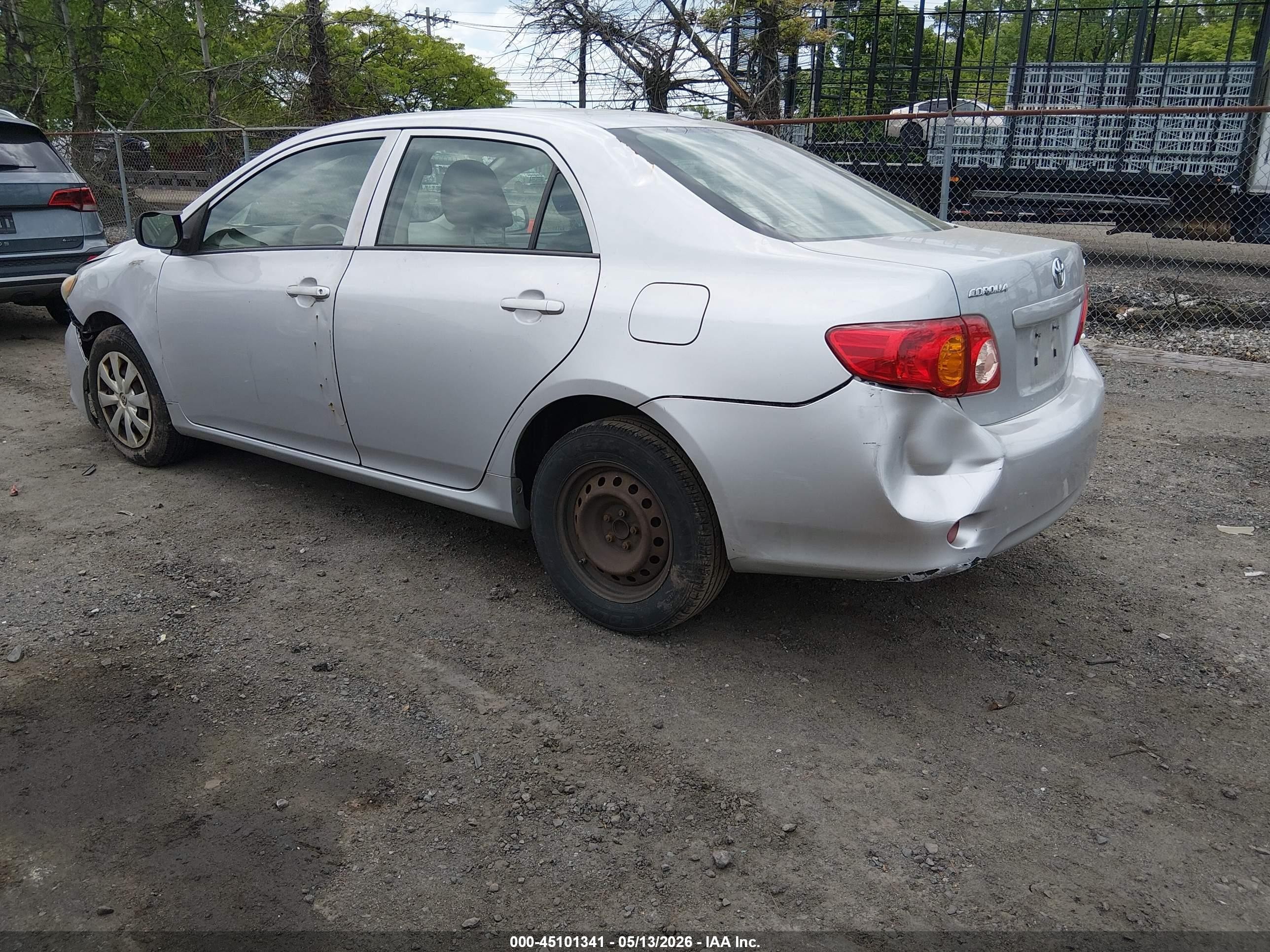 2009 Toyota Corolla Le Silver vin: 2T1BU40E49C019010