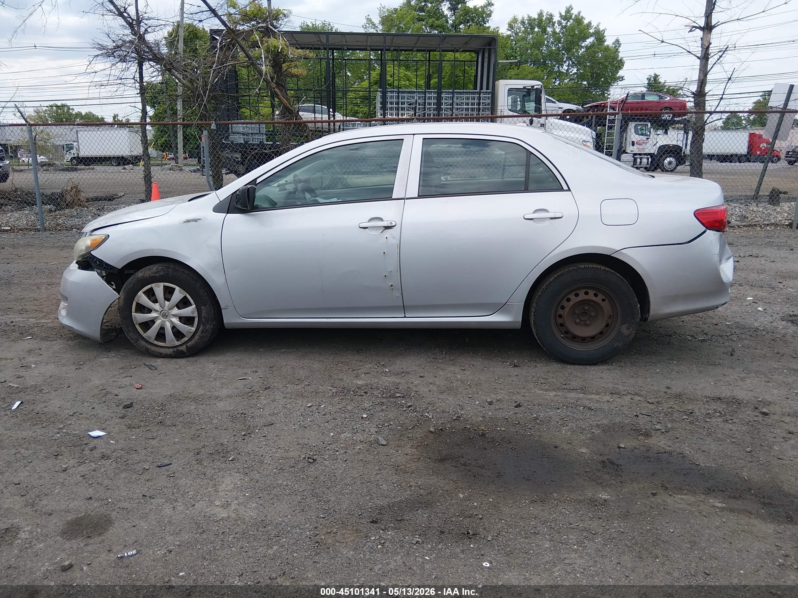 2009 Toyota Corolla Le Silver vin: 2T1BU40E49C019010