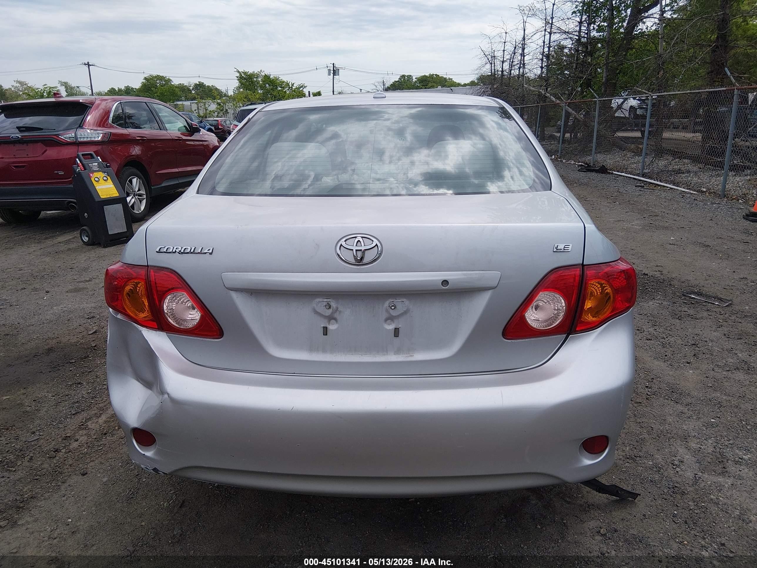 2009 Toyota Corolla Le Silver vin: 2T1BU40E49C019010
