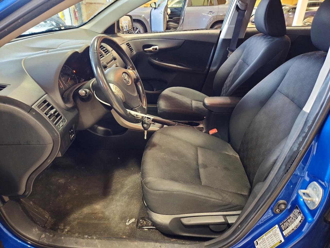 2009 Toyota Corolla S Blue vin: 2T1BU40E49C038768