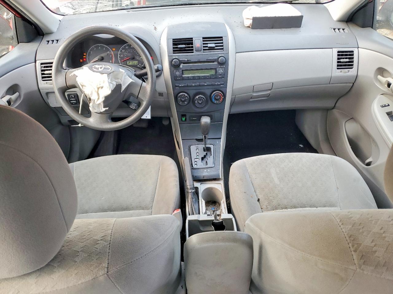 2009 Toyota Corolla Le Red vin: 2T1BU40E49C162667