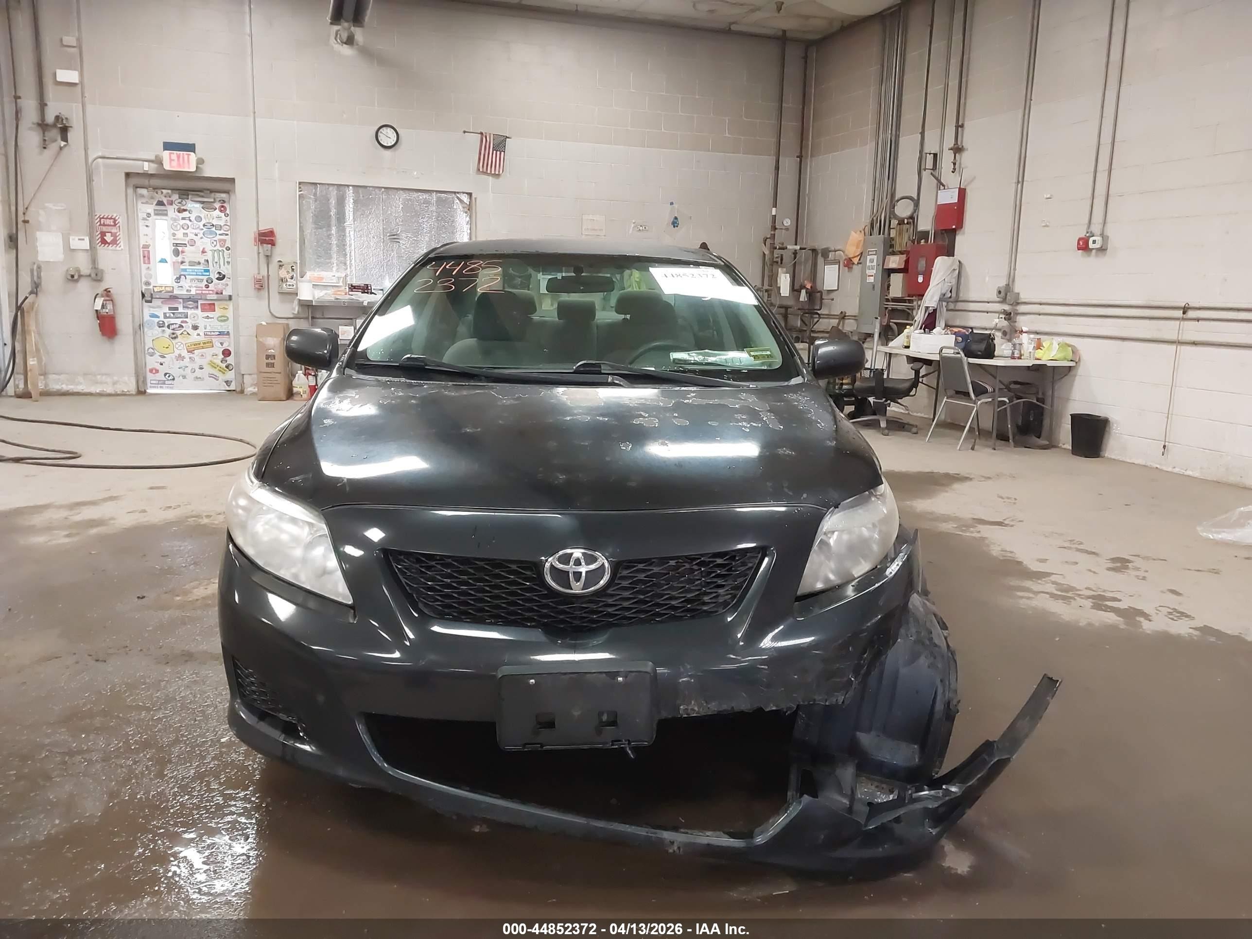 2009 Toyota Corolla Le Black vin: 2T1BU40E59C029996
