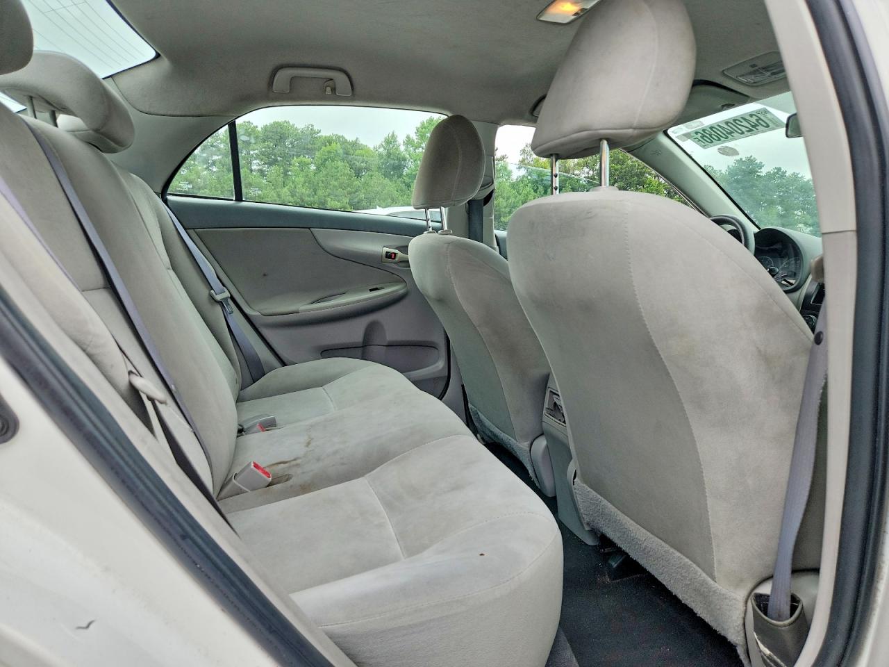 2009 Toyota Corolla Le White vin: 2T1BU40E59C066708