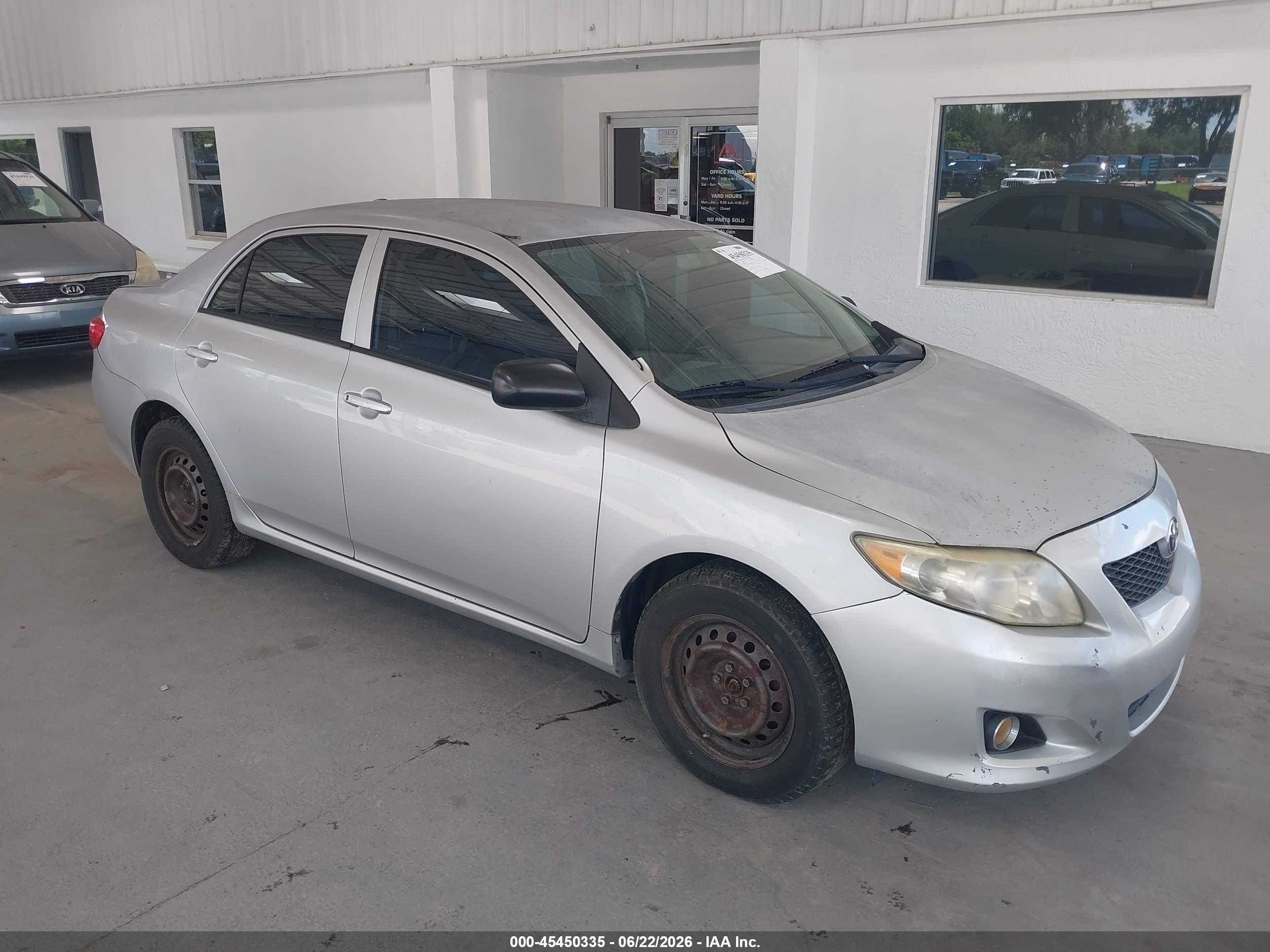 2009 Toyota Corolla   Silver vin: 2T1BU40E59C113865