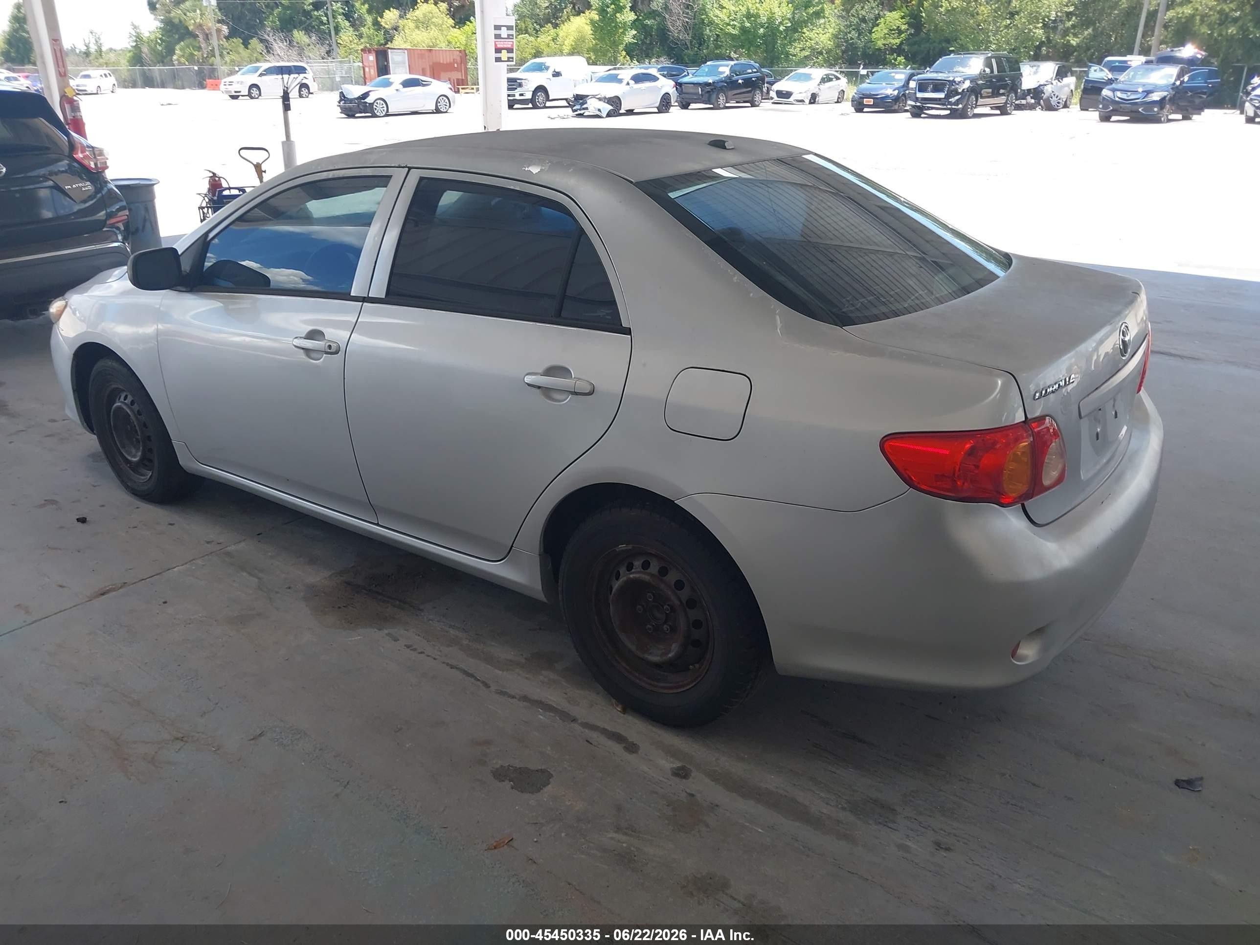 2009 Toyota Corolla   Silver vin: 2T1BU40E59C113865