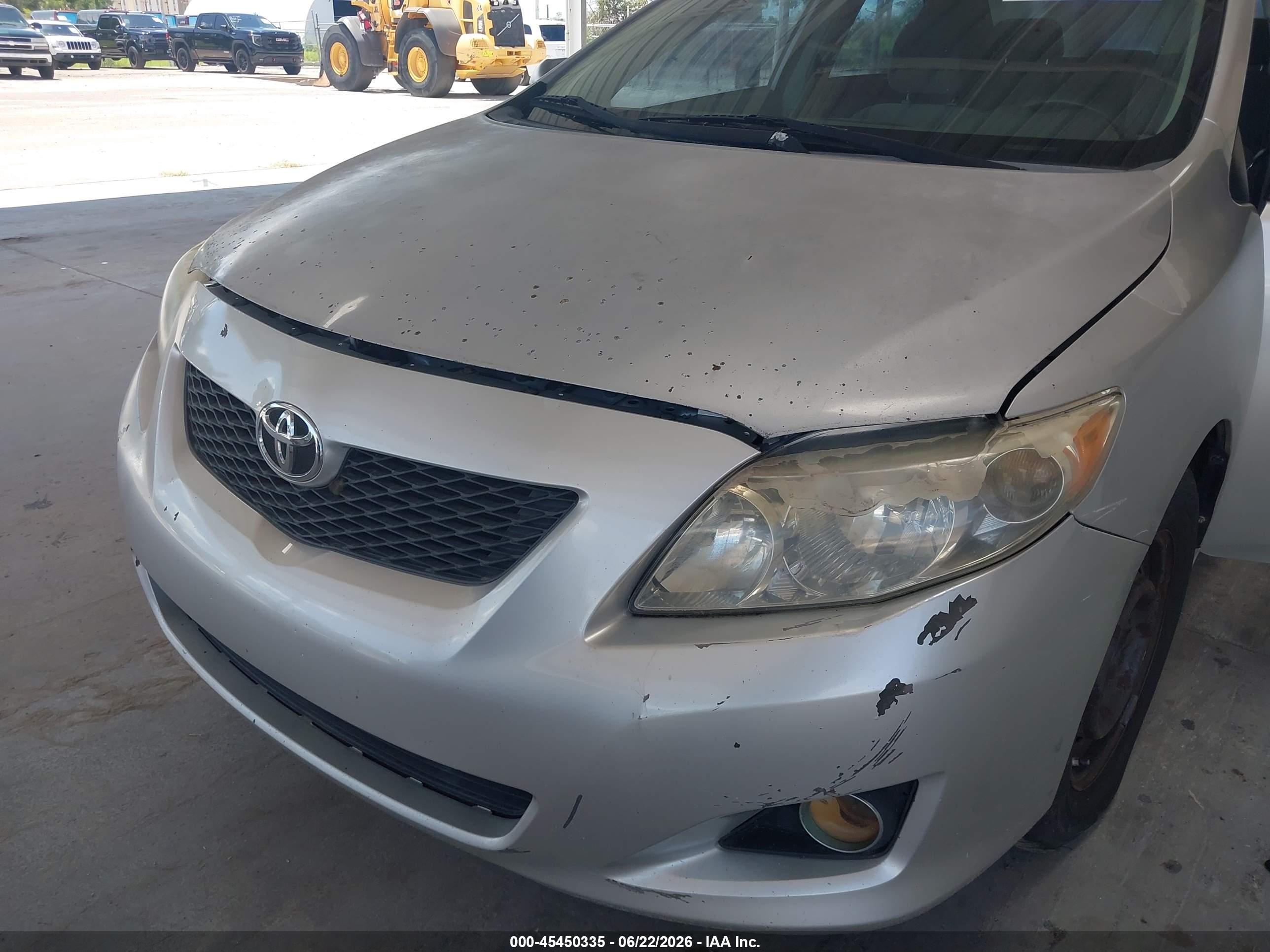 2009 Toyota Corolla   Silver vin: 2T1BU40E59C113865