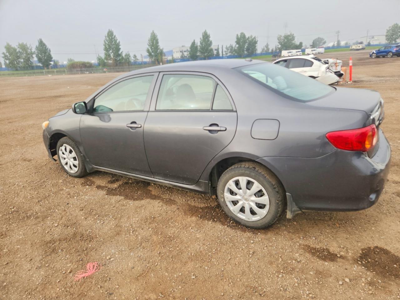 2009 Toyota Corolla Base Gray vin: 2T1BU40E59C132819