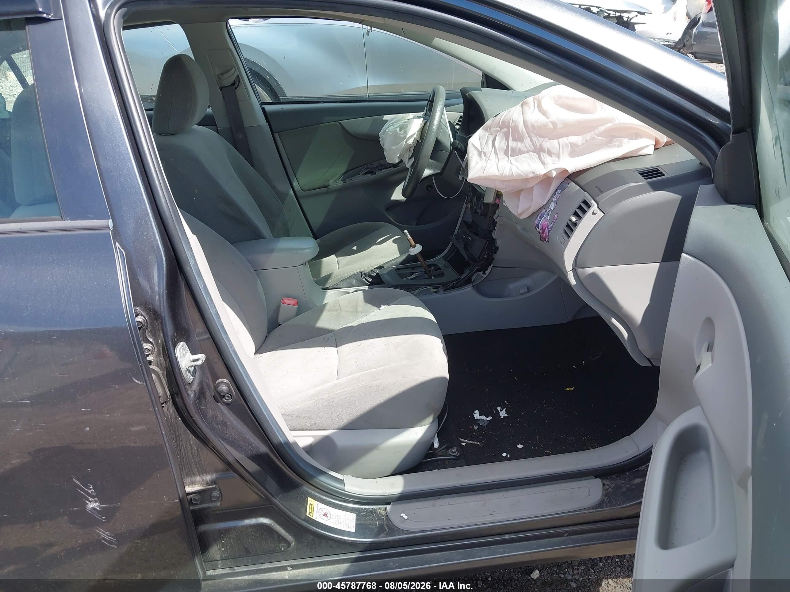 2009 Toyota Corolla   Gray vin: 2T1BU40E59C135736