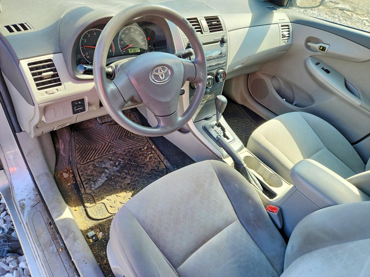 2009 Toyota Corolla Le Silver vin: 2T1BU40E59C163522