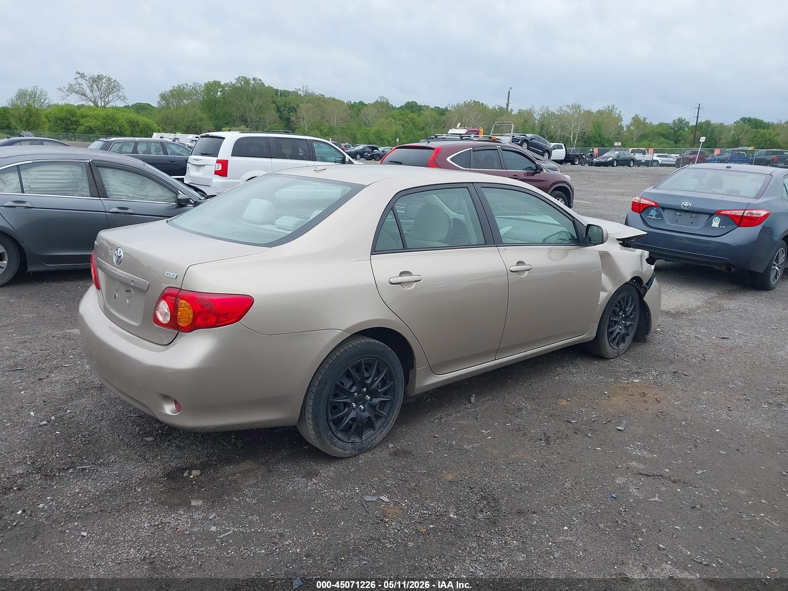 2009 Toyota Corolla Xle Gold vin: 2T1BU40E69C030283