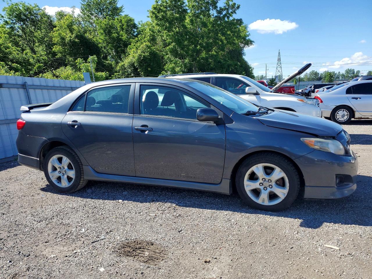 2009 Toyota Corolla Base Gray vin: 2T1BU40E69C047701