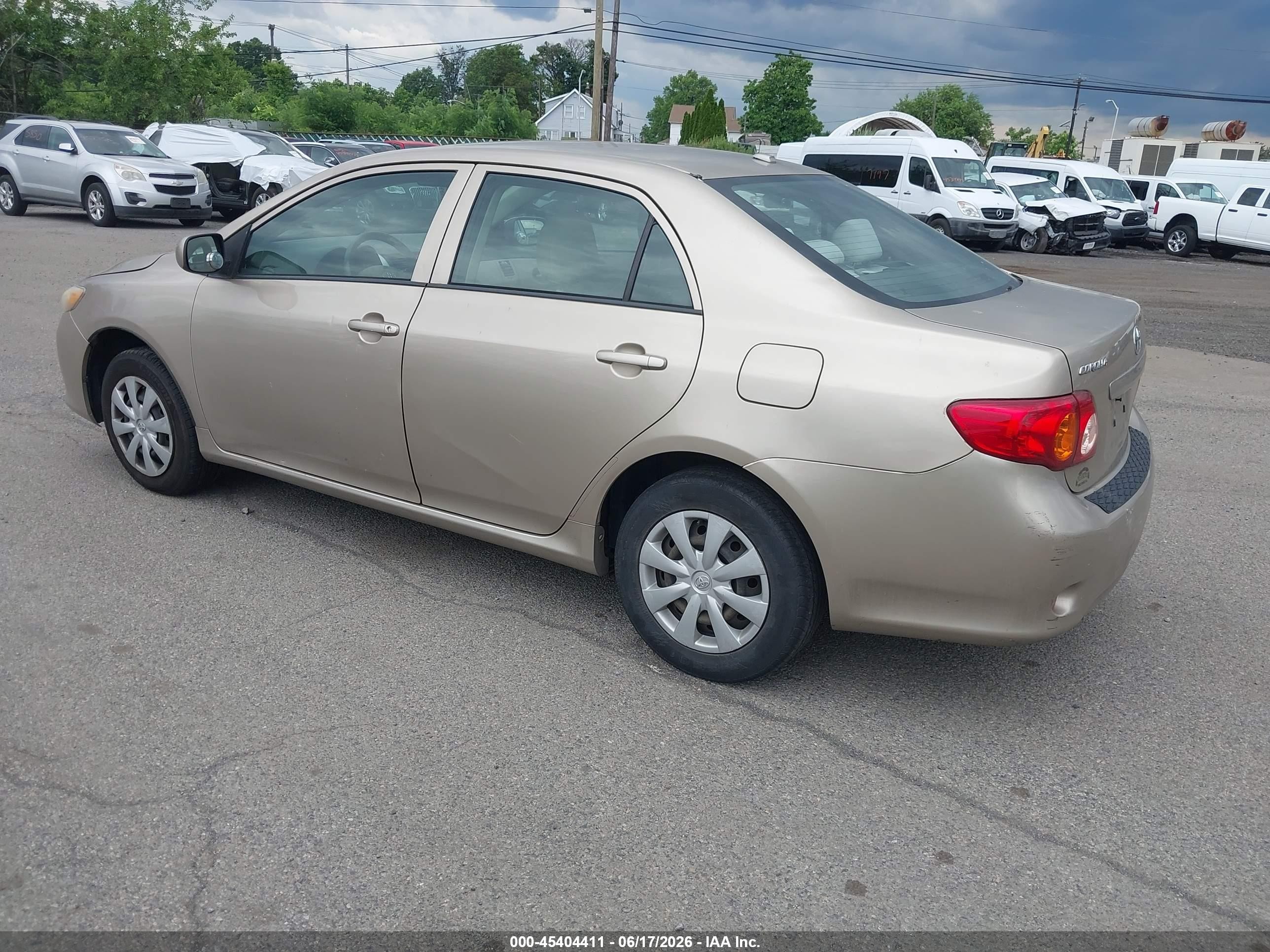 2009 Toyota Corolla Le Gold vin: 2T1BU40E69C070248