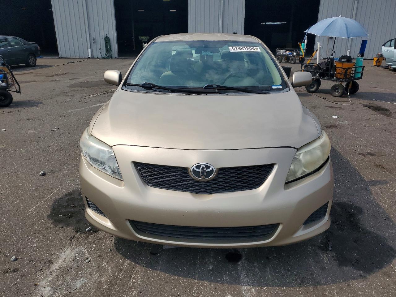 2009 Toyota Corolla Xle Beige vin: 2T1BU40E69C118394