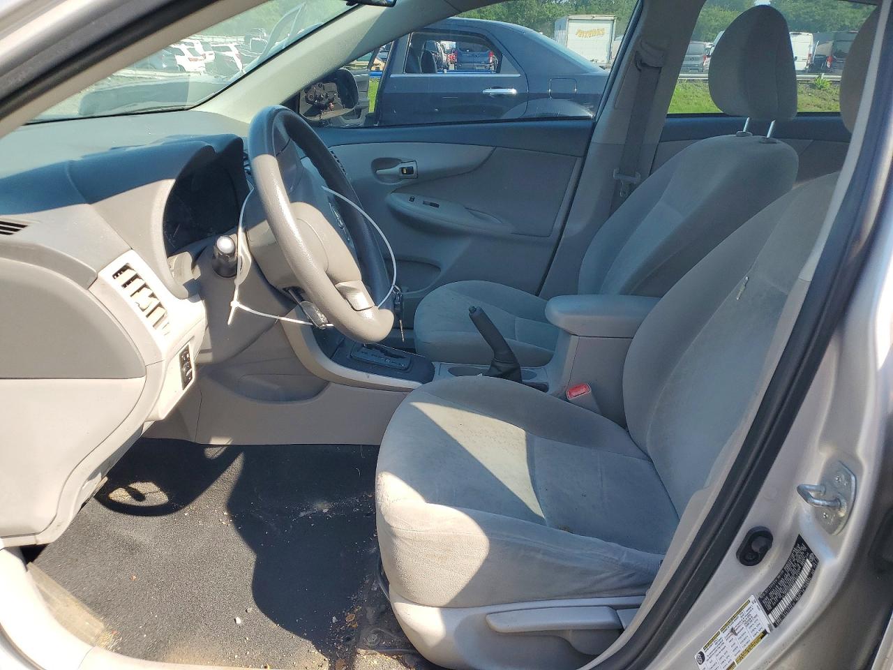 2009 Toyota Corolla Le Silver vin: 2T1BU40E69C120212