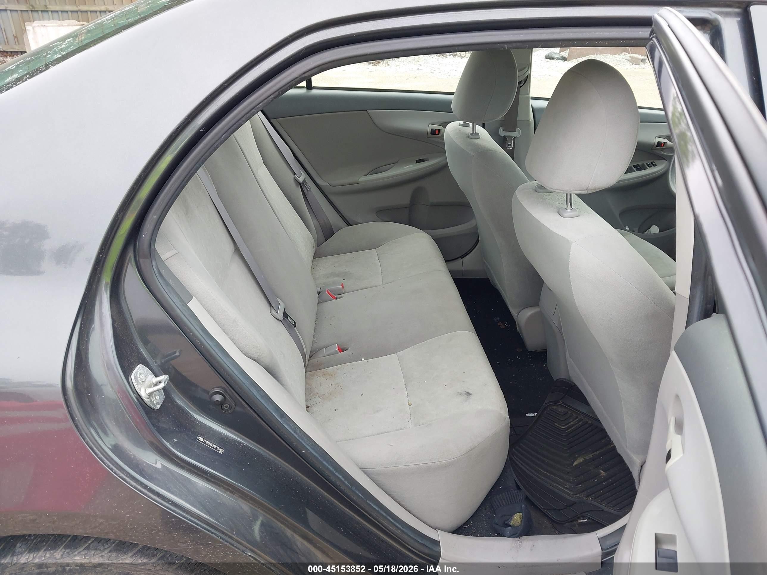 2009 Toyota Corolla Le Gray vin: 2T1BU40E69C129492