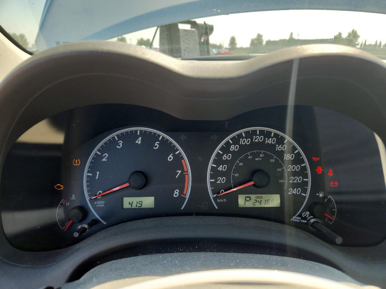 2009 Toyota Corolla Base Silver vin: 2T1BU40E69C135955