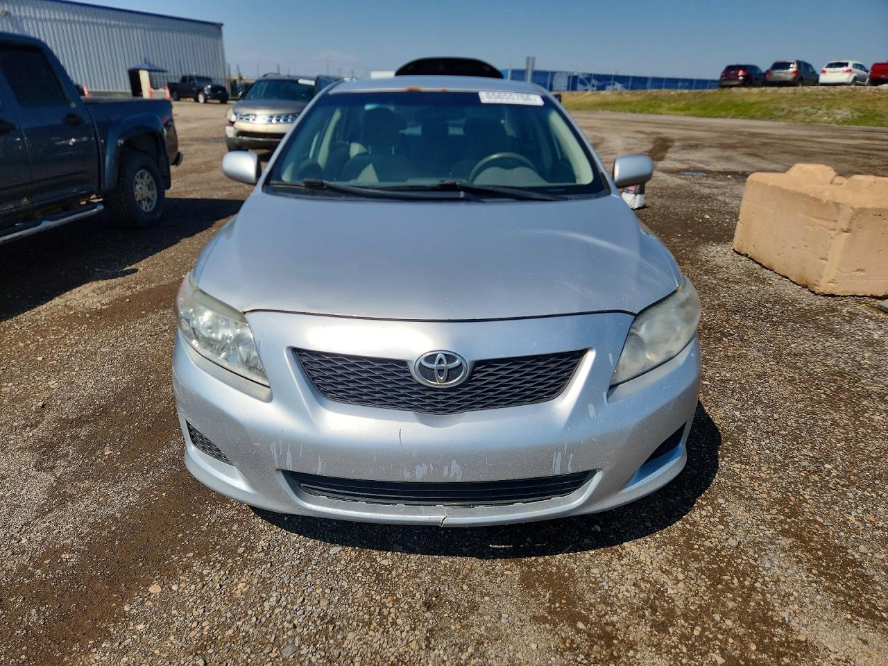 2009 Toyota Corolla Base Silver vin: 2T1BU40E69C135955