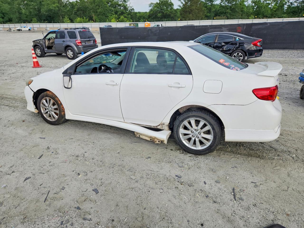 2009 Toyota Corolla S White vin: 2T1BU40E69C141836