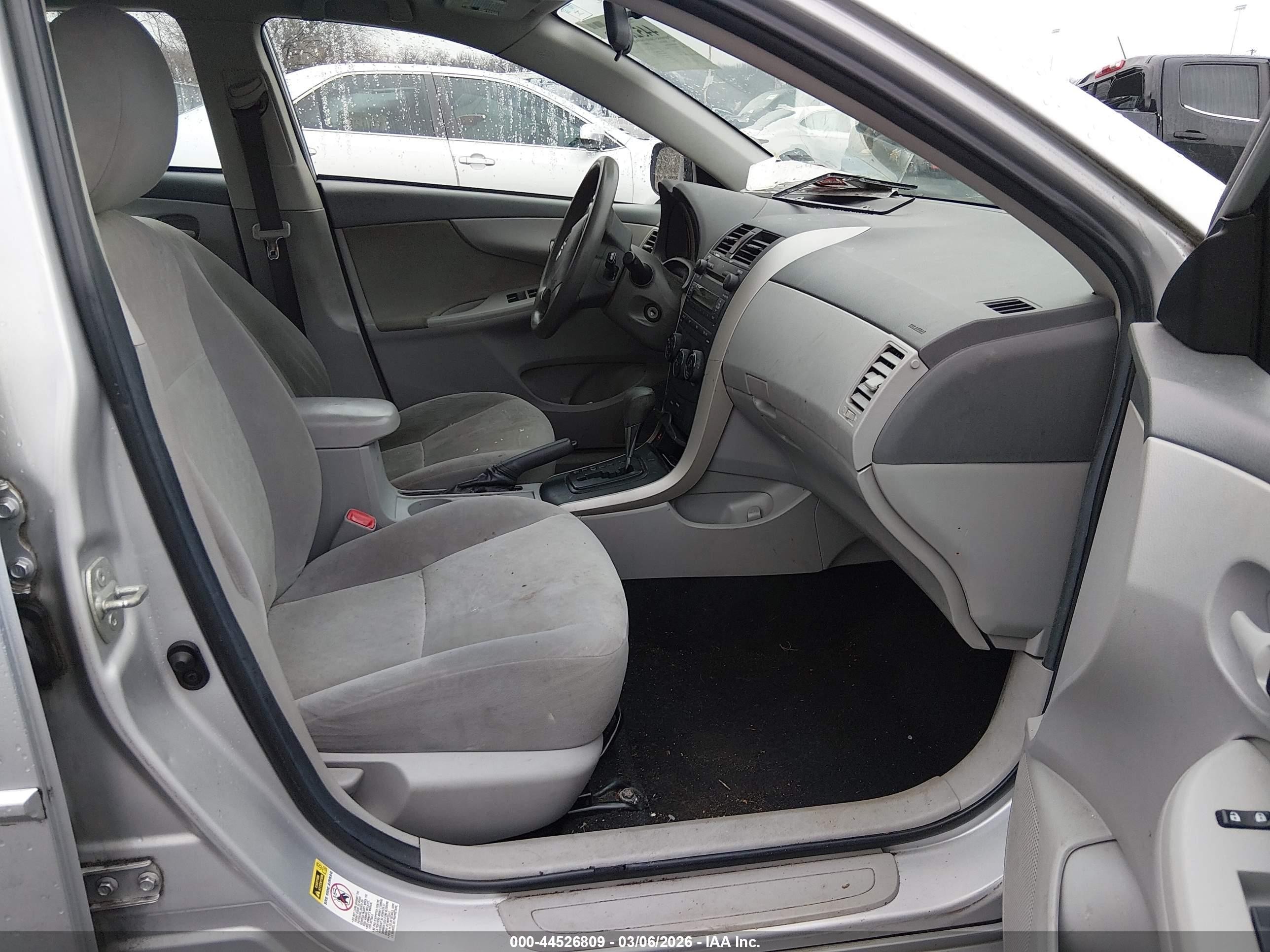 2009 Toyota Corolla Le Silver vin: 2T1BU40E69C147832