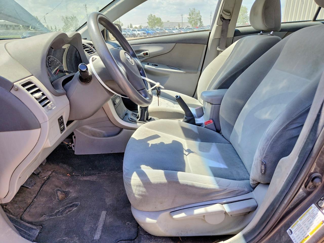 2009 Toyota Corolla Base Gray vin: 2T1BU40E69C160404