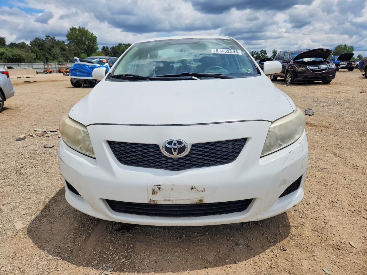 2009 Toyota Corolla Le White vin: 2T1BU40E79C045388