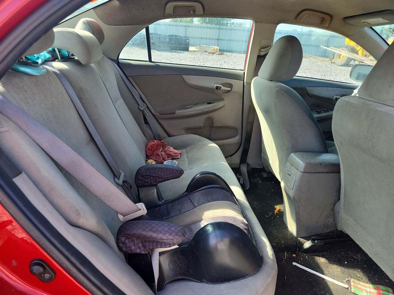 2009 Toyota Corolla Le Red vin: 2T1BU40E79C050672
