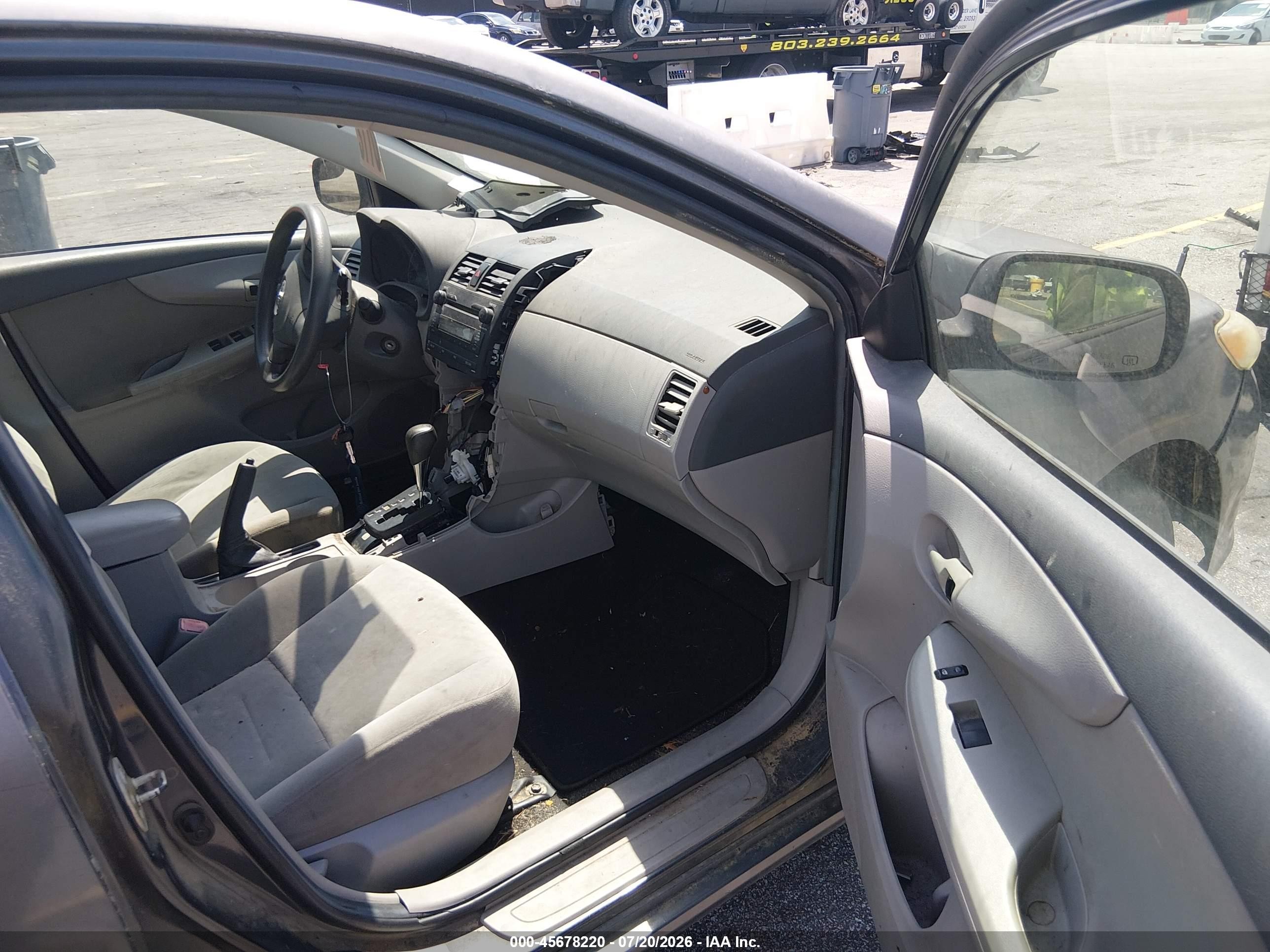 2009 Toyota Corolla Le Gray vin: 2T1BU40E79C069903
