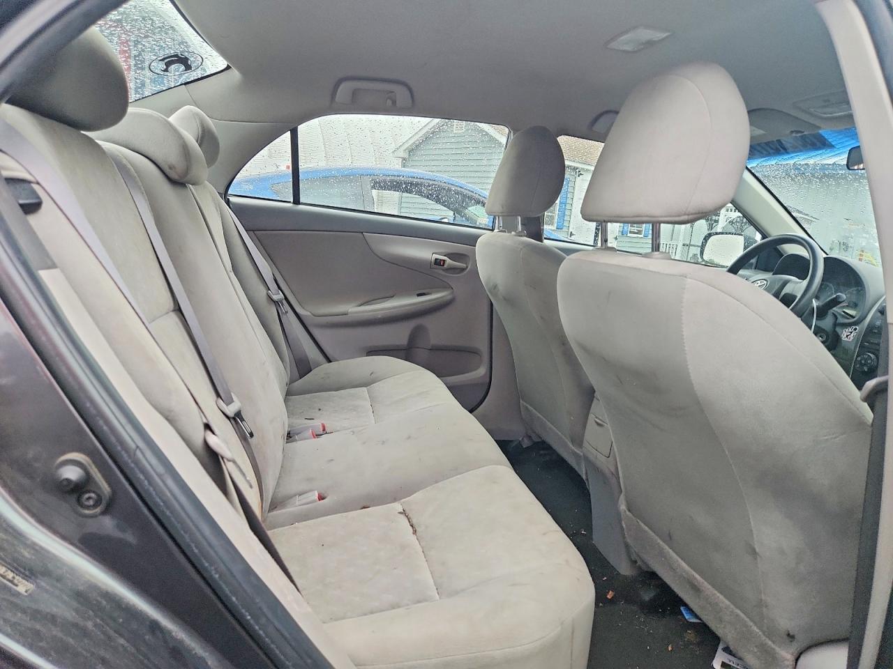 2009 Toyota Corolla Le Gray vin: 2T1BU40E79C122227