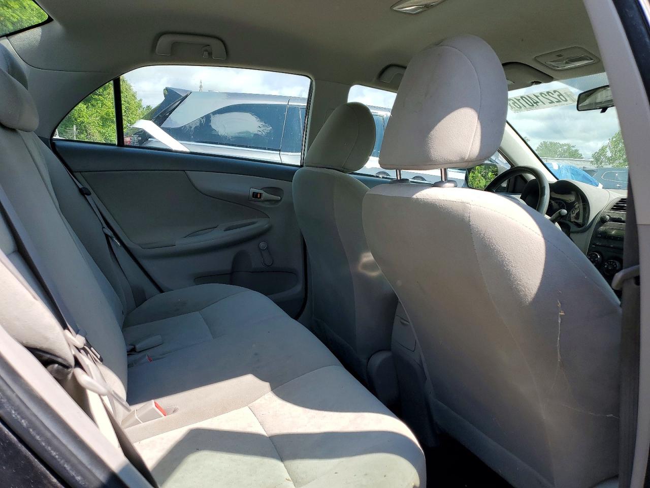 2009 Toyota Corolla Base Серый vin: 2T1BU40E79C127895