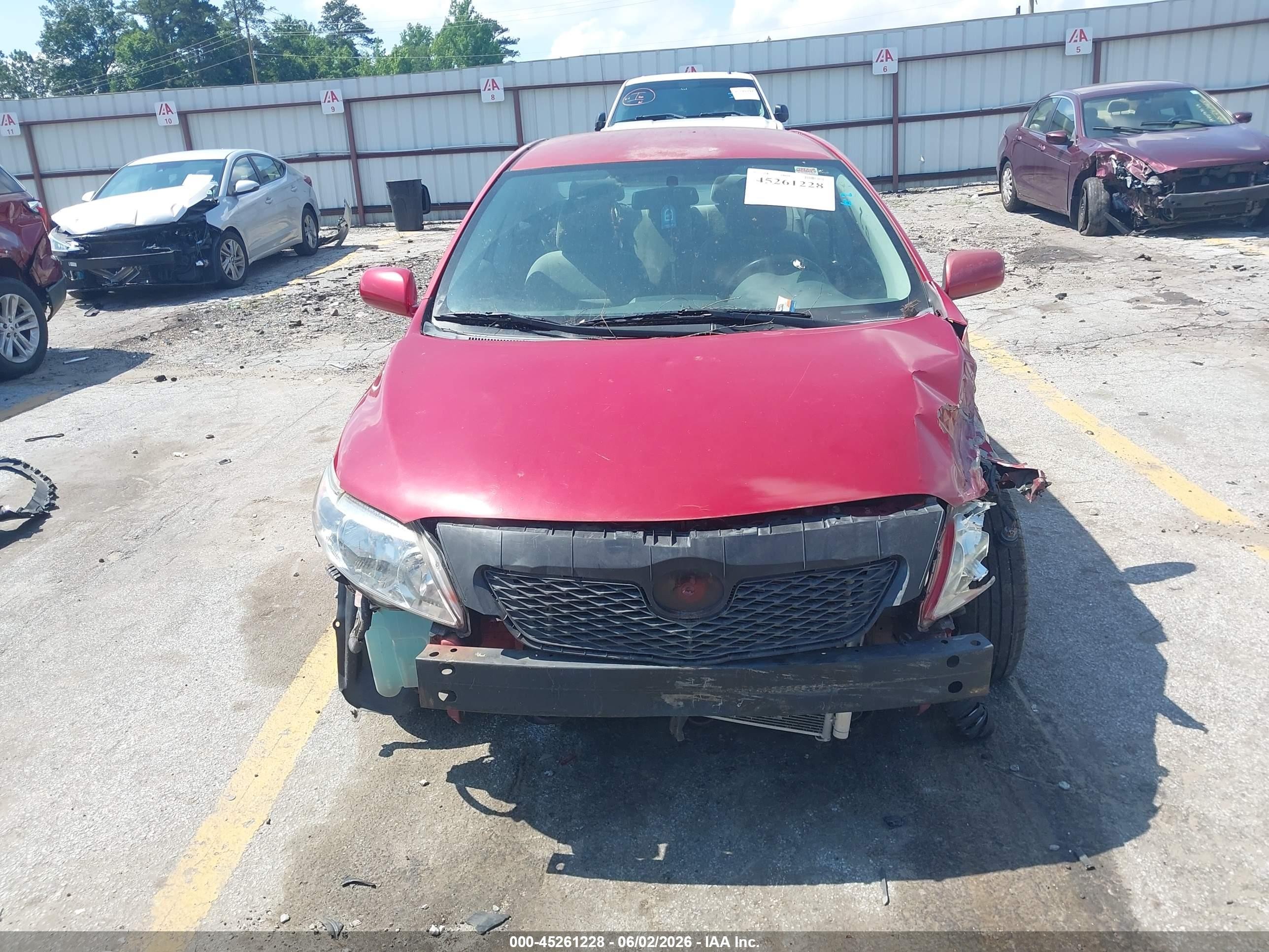 2009 Toyota Corolla Le Red vin: 2T1BU40E79C133129