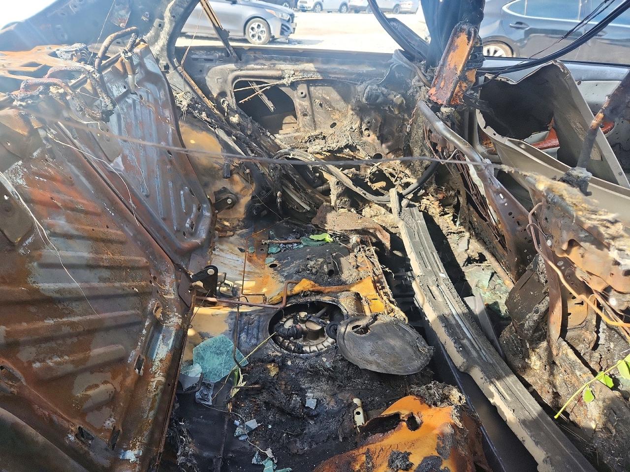 2009 Toyota Corolla Xle Burn vin: 2T1BU40E79C143109