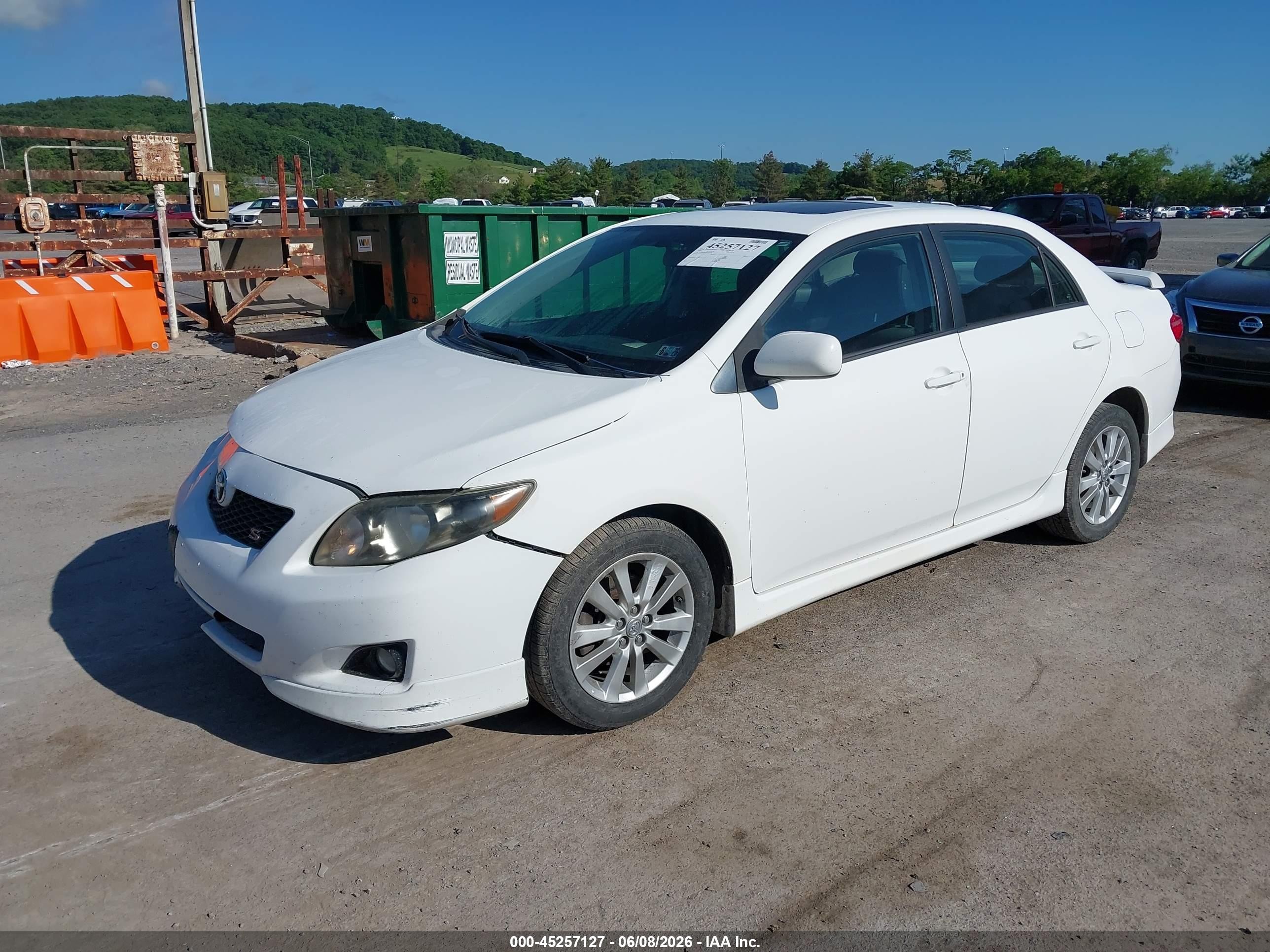 2009 Toyota Corolla S White vin: 2T1BU40E79C167958