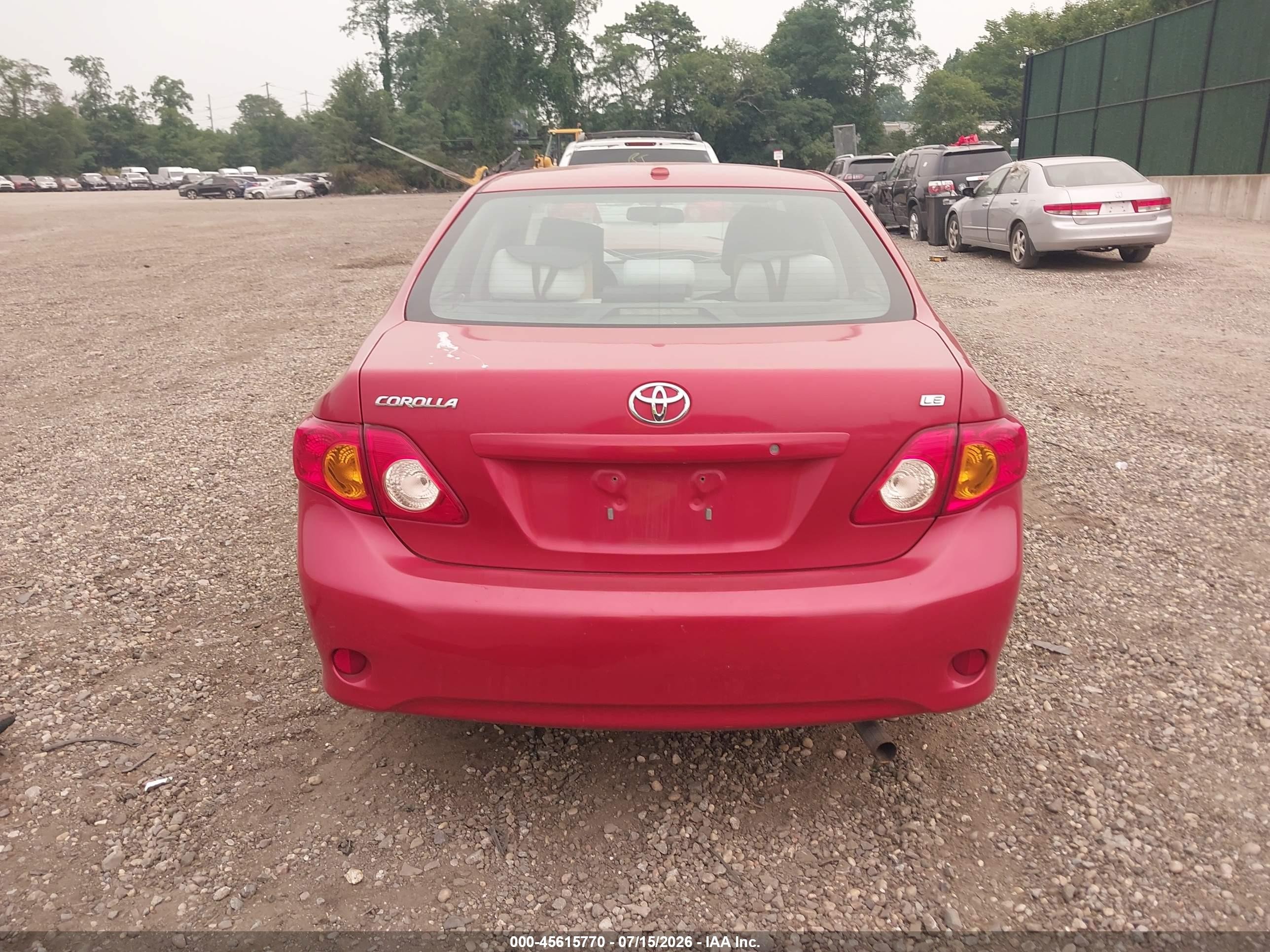 2009 Toyota Corolla Le Red vin: 2T1BU40E89C010133